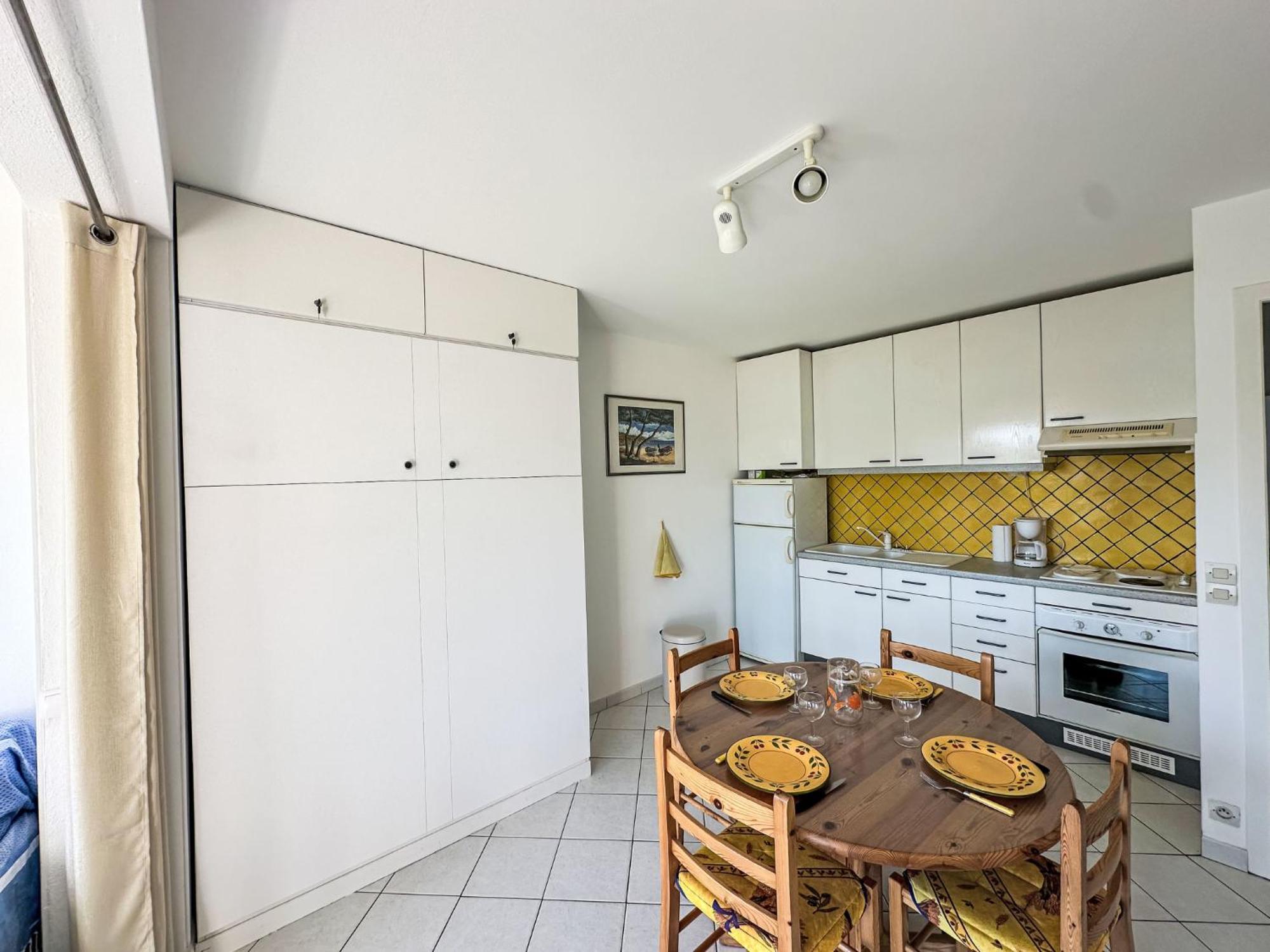 Apartment Les Roses Lauriers By Interhome Le Lavandou Kültér fotó